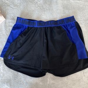 Athletic shorts